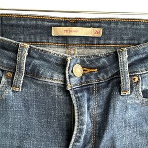Levi's Blue Skinny Jeans with Classic Denim Style